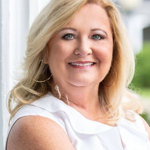 Meet your Posher, Ginger